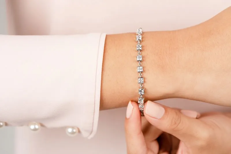 Unique Princess Cut Diamond Link Tennis Diamond Bracelet with 2.26 ct.(finished) 2.5mm