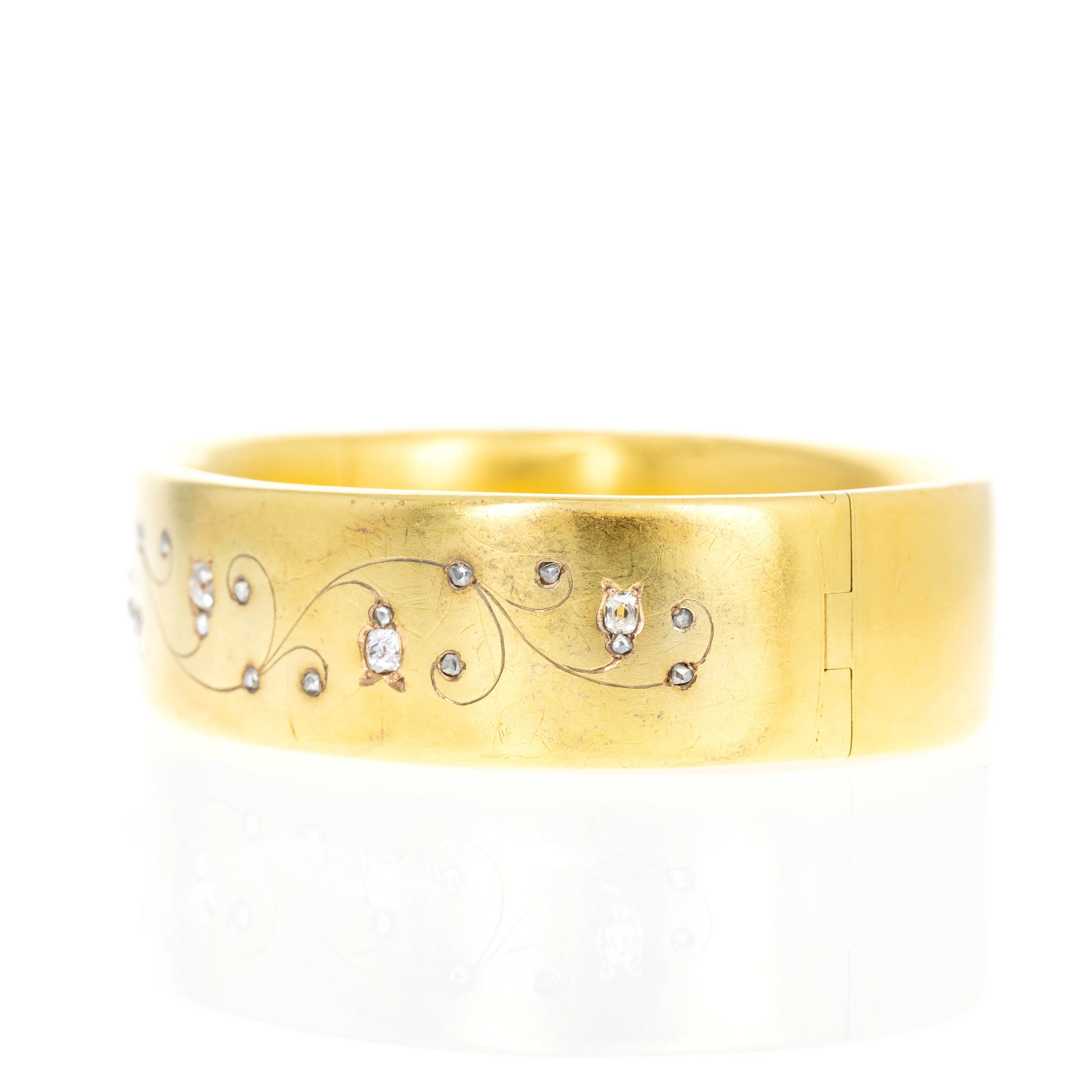 Victorian 18K Yellow Gold 0.75 Carat Rose Cut Diamond Brushed Bangle