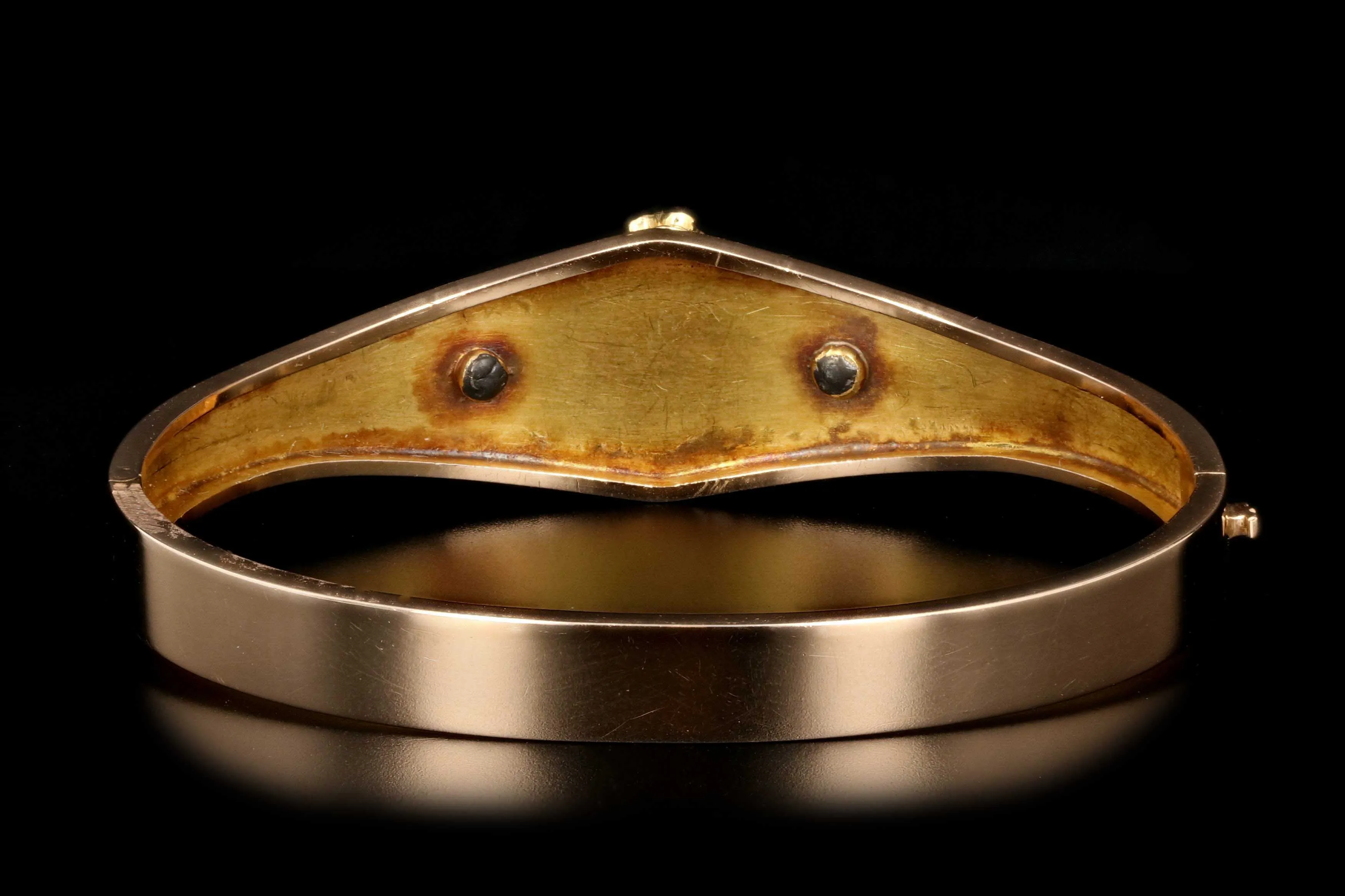 Victorian 18K Yellow Gold .6 Carat Old Mine Cut Diamond Bangle