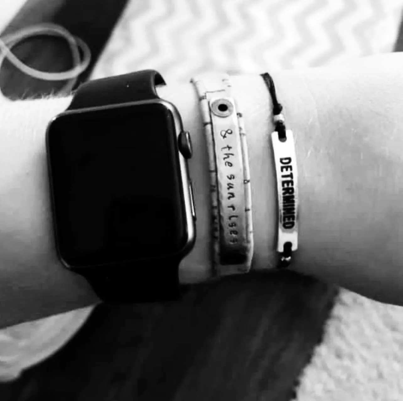 (Wholesale) BUNDLE: 🌺 Spring Blossoms | 30 Bracelets | Save $80
